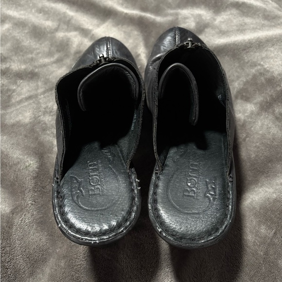 BORN Black Leather Front Zipper Mules - Picture 4 of 7